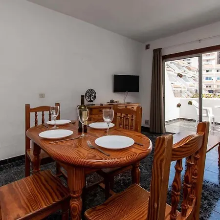 Floritas 21 - One Bed Ground Floor With Pool View Apartamento