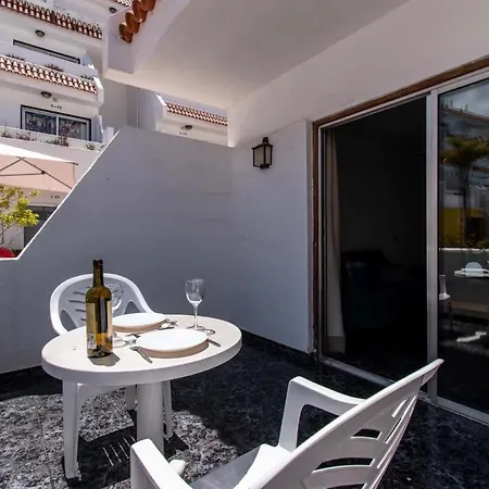 Floritas 21 - One Bed Ground Floor With Pool View Apartamento