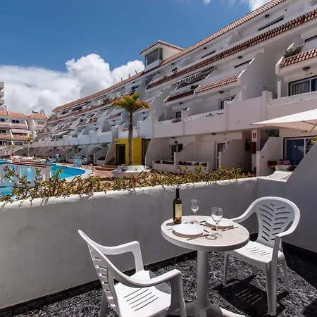 Floritas 21 - One Bed Ground Floor With Pool View *
